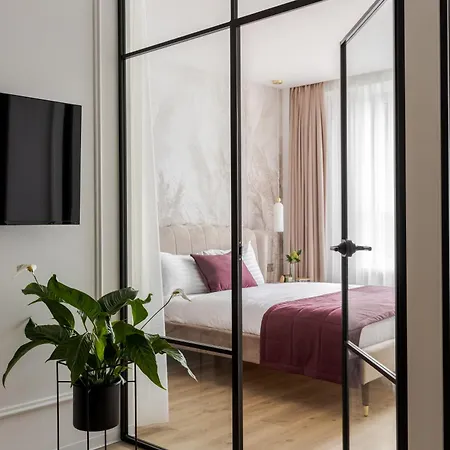 Old Center Apartment