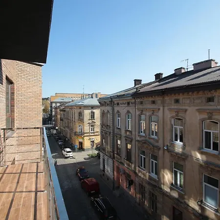 Old Center Apartment *